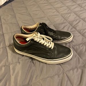 Supreme “Perforated Leather” Vans Size 11